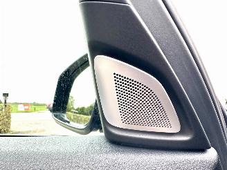 BMW 5-serie Gereserveerd 550i 4.4 V8 TwinTurbo 408pk 8-traps aut M-Sport - nap - b&o - schuifdak - massage - softclose - tv schermen - 360cam picture 32