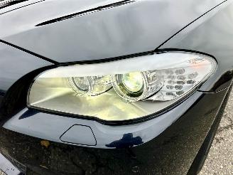 BMW 5-serie Gereserveerd 550i 4.4 V8 TwinTurbo 408pk 8-traps aut M-Sport - nap - b&o - schuifdak - massage - softclose - tv schermen - 360cam picture 115