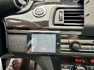 BMW 5-serie Gereserveerd 550i 4.4 V8 TwinTurbo 408pk 8-traps aut M-Sport - nap - b&o - schuifdak - massage - softclose - tv schermen - 360cam picture 41