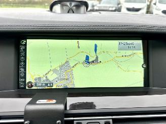 BMW 5-serie Gereserveerd 550i 4.4 V8 TwinTurbo 408pk 8-traps aut M-Sport - nap - b&o - schuifdak - massage - softclose - tv schermen - 360cam picture 52