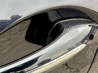 BMW 5-serie Gereserveerd 550i 4.4 V8 TwinTurbo 408pk 8-traps aut M-Sport - nap - b&o - schuifdak - massage - softclose - tv schermen - 360cam picture 141