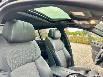 BMW 5-serie Gereserveerd 550i 4.4 V8 TwinTurbo 408pk 8-traps aut M-Sport - nap - b&o - schuifdak - massage - softclose - tv schermen - 360cam picture 30