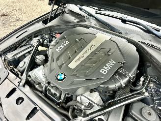 BMW 5-serie Gereserveerd 550i 4.4 V8 TwinTurbo 408pk 8-traps aut M-Sport - nap - b&o - schuifdak - massage - softclose - tv schermen - 360cam picture 146