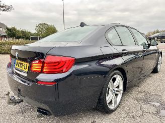 BMW 5-serie Gereserveerd 550i 4.4 V8 TwinTurbo 408pk 8-traps aut M-Sport - nap - b&o - schuifdak - massage - softclose - tv schermen - 360cam picture 5
