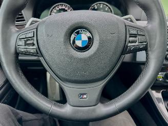 BMW 5-serie Gereserveerd 550i 4.4 V8 TwinTurbo 408pk 8-traps aut M-Sport - nap - b&o - schuifdak - massage - softclose - tv schermen - 360cam picture 73