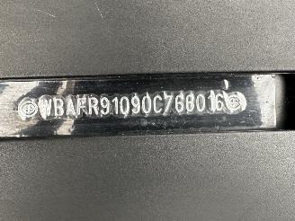 BMW 5-serie Gereserveerd 550i 4.4 V8 TwinTurbo 408pk 8-traps aut M-Sport - nap - b&o - schuifdak - massage - softclose - tv schermen - 360cam picture 154