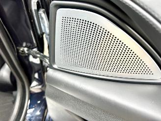 BMW 5-serie Gereserveerd 550i 4.4 V8 TwinTurbo 408pk 8-traps aut M-Sport - nap - b&o - schuifdak - massage - softclose - tv schermen - 360cam picture 36