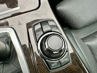 BMW 5-serie Gereserveerd 550i 4.4 V8 TwinTurbo 408pk 8-traps aut M-Sport - nap - b&o - schuifdak - massage - softclose - tv schermen - 360cam picture 57