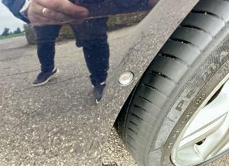 BMW 5-serie Gereserveerd 550i 4.4 V8 TwinTurbo 408pk 8-traps aut M-Sport - nap - b&o - schuifdak - massage - softclose - tv schermen - 360cam picture 112