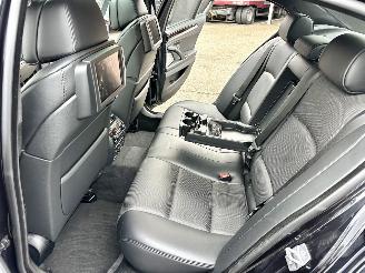 BMW 5-serie Gereserveerd 550i 4.4 V8 TwinTurbo 408pk 8-traps aut M-Sport - nap - b&o - schuifdak - massage - softclose - tv schermen - 360cam picture 85