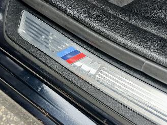 BMW 5-serie Gereserveerd 550i 4.4 V8 TwinTurbo 408pk 8-traps aut M-Sport - nap - b&o - schuifdak - massage - softclose - tv schermen - 360cam picture 91