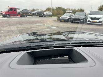 BMW 5-serie Gereserveerd 550i 4.4 V8 TwinTurbo 408pk 8-traps aut M-Sport - nap - b&o - schuifdak - massage - softclose - tv schermen - 360cam picture 22