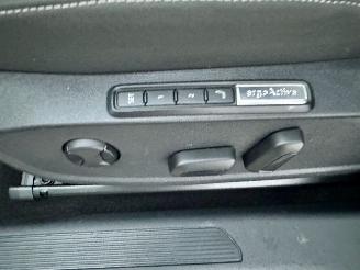 Volkswagen ID.3 Pro S Bus 77kWh 204pk aut - 38dkm nap - 1e eig - navi - massage + mem l+r - cam - stoelverw - keyless - sfeerverl picture 16