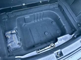 Mercedes E-klasse Gereserveerd 220D 194pk 9-traps aut + f1 Excl Line - widescreen - front + line + side assist - cam - navi - sfeerverl picture 81