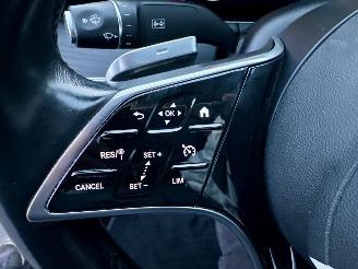 Mercedes E-klasse Gereserveerd 220D 194pk 9-traps aut + f1 Excl Line - widescreen - front + line + side assist - cam - navi - sfeerverl picture 18