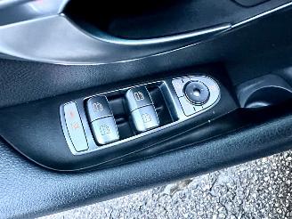 Mercedes E-klasse Gereserveerd 220D 194pk 9-traps aut + f1 Excl Line - widescreen - front + line + side assist - cam - navi - sfeerverl picture 66