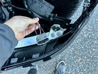 Mercedes E-klasse Gereserveerd 220D 194pk 9-traps aut + f1 Excl Line - widescreen - front + line + side assist - cam - navi - sfeerverl picture 109