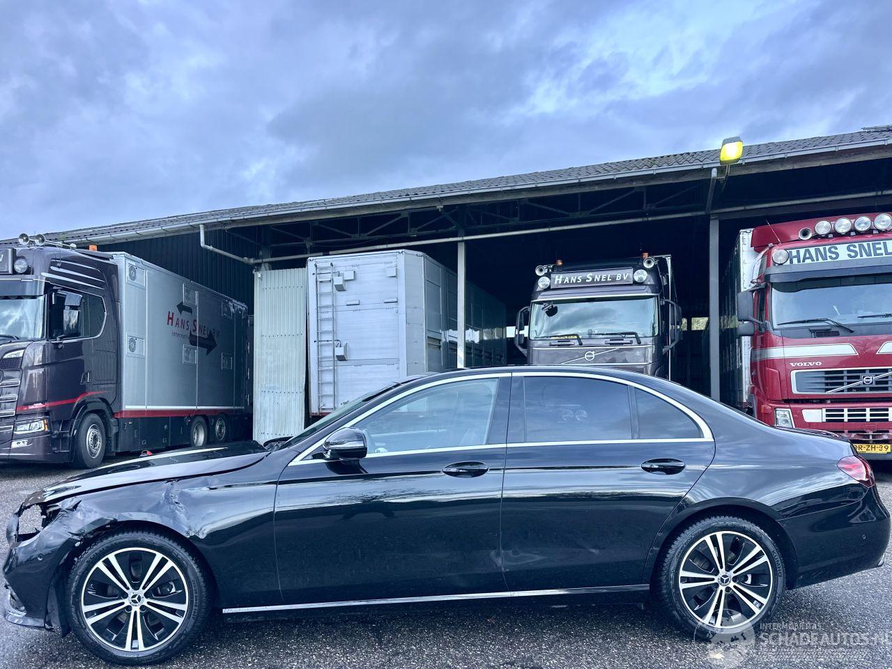 Mercedes E-klasse Gereserveerd 220D 194pk 9-traps aut + f1 Excl Line - widescreen - front + line + side assist - cam - navi - sfeerverl