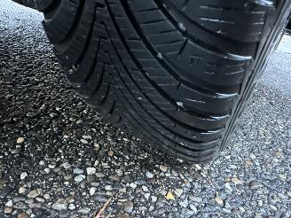 Mercedes E-klasse Gereserveerd 220D 194pk 9-traps aut + f1 Excl Line - widescreen - front + line + side assist - cam - navi - sfeerverl picture 93