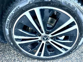 Mercedes E-klasse Gereserveerd 220D 194pk 9-traps aut + f1 Excl Line - widescreen - front + line + side assist - cam - navi - sfeerverl picture 92