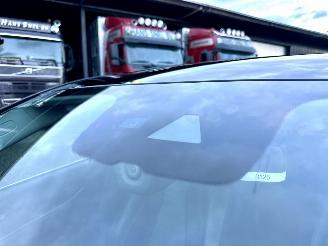 Mercedes E-klasse Gereserveerd 220D 194pk 9-traps aut + f1 Excl Line - widescreen - front + line + side assist - cam - navi - sfeerverl picture 104