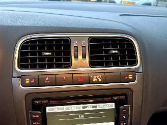 Volkswagen Polo 1.2 TSI 105pk 6-bak Highline 5drs - pano - airco - cruise - pdc - lmv - 4x elektr ramen - alcantara picture 28