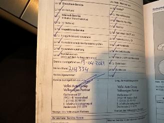 Volkswagen Passat 2.0 TDI 140pk aut Highl Exe Ed - pano - stoelverw v+a - dvd in hoofdst - xenon - standkachel picture 76