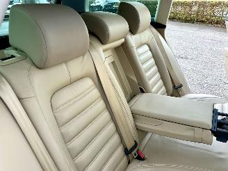 Volkswagen Passat 2.0 TDI 140pk aut Highl Exe Ed - pano - stoelverw v+a - dvd in hoofdst - xenon - standkachel picture 59