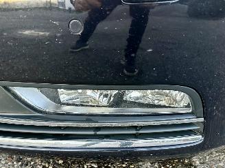 Volkswagen Passat 2.0 TDI 140pk aut Highl Exe Ed - pano - stoelverw v+a - dvd in hoofdst - xenon - standkachel picture 117