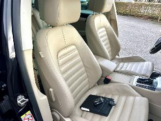 Volkswagen Passat 2.0 TDI 140pk aut Highl Exe Ed - pano - stoelverw v+a - dvd in hoofdst - xenon - standkachel picture 49