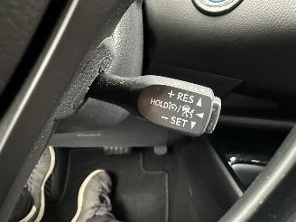 Toyota C-HR Gereserveerd 1.8 Full Hybrid 148pk aut Energy - 42dkm nap - navi - camera - keyless entry + start - front + line assist picture 35