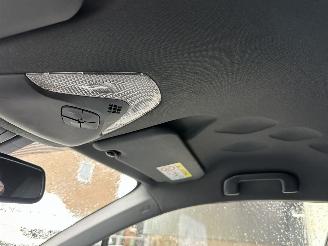 Toyota C-HR Gereserveerd 1.8 Full Hybrid 148pk aut Energy - 42dkm nap - navi - camera - keyless entry + start - front + line assist picture 41