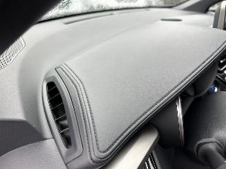 Toyota C-HR Gereserveerd 1.8 Full Hybrid 148pk aut Energy - 42dkm nap - navi - camera - keyless entry + start - front + line assist picture 45