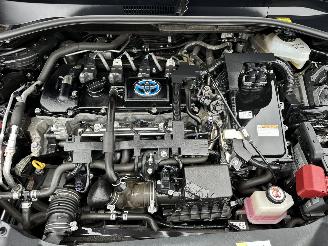 Toyota C-HR Gereserveerd 1.8 Full Hybrid 148pk aut Energy - 42dkm nap - navi - camera - keyless entry + start - front + line assist picture 84