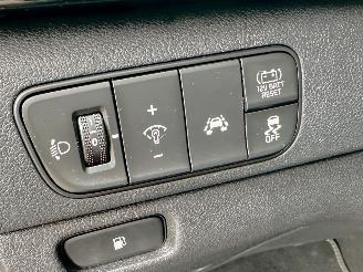 Kia Niro 1.6 Hybrid 119pk Aut Design Ed - nap - schuifdak - navi - cam - line assist - stuurverw - stoelverw picture 42