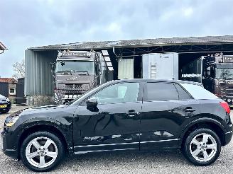 Vaurioauto  passenger cars Audi Q2 2.0 TDI Quattro 150pk 7-traps aut Sport 2017/12
