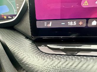 Skoda Octavia RS 2.0 TSI 265pk Aut + F1 Combi - pano - crystal light - front + line + side assist - virtual - 19 inch - keyless picture 35