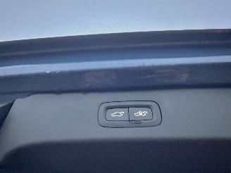 Lynk & Co 01 1.5 Plug-In Hybrid 7-Traps aut - pano - navi - 360cam - stoelverw - 20inch - Infinity - pdc v+a picture 14