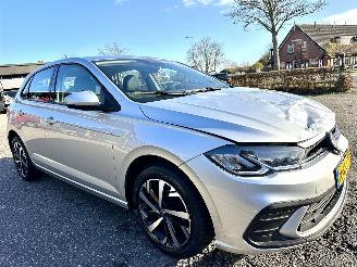 Volkswagen Polo 1.0 TSI 95pk Life 5drs - 76dkm nap - front + line assist - acc - pdc v+a - airco - cruise - carplay - lmv picture 4