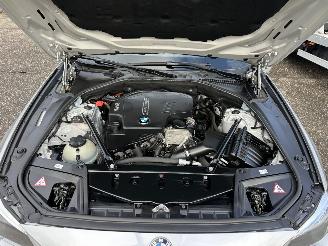 BMW 5-serie Touring 520i 184pk 8-traps aut Luxury Ed - nap - leer - stoelverw - elektr trekh + stuur - memory l+r picture 89