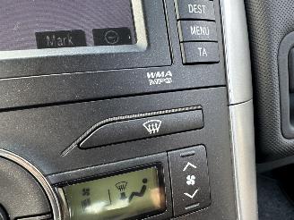 Toyota Auris 1.8 Full Hybrid 123pk aut Executive - nap - navi - camera - keyless entry + start - lmv + 4x goede banden picture 56