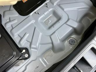 Renault Captur 1.6 E-Tech full hybrid 145 esprit Alpine - nap - pano - harman - 360cam - stuurverw - front + line + side assist picture 13