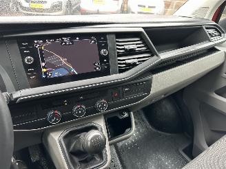 Volkswagen Transporter 2.0 TDI 150pk 6-bak Lang 3pers - 2x schuifdeur - nap - camera - navi - airco - cruise - pdc - trekh - facelift picture 19