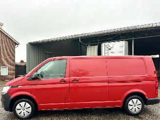 Volkswagen Transporter 2.0 TDI 150pk 6-bak Lang 3pers - 2x schuifdeur - nap - camera - navi - airco - cruise - pdc - trekh - facelift 2021/7