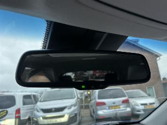 Kia e-Niro 64kWh 204pk aut DynamicPlusl - nap - schuifdak - carplay - keyless - stuurverw - front + line assist picture 18