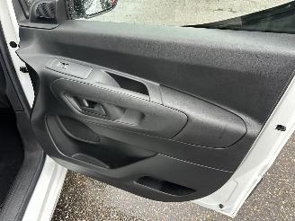 Citroën Berlingo 1.5 BlueHDI 99pk 6-bak euro6 Club - nap - airco - cruise - pdc - carplay - schuif + klapdeuren picture 36