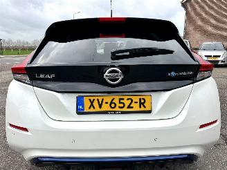 Nissan Leaf 40kWh 150pk aut n-connecta - 15dkm nap - 1e eig - keyless - 360 cam - navi - stuurverw - stoelverw v+a picture 6