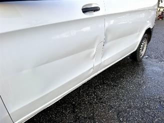 Mercedes Vito 114 CDI 136pk 7-traps aut + f1 euro.6 - nap - 1e eig - airco - cruise - pdc v+a - trekh - klapdeuren + wissers picture 11