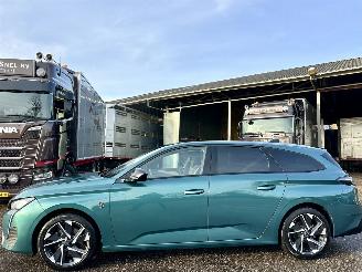 škoda osobní automobily Peugeot 308 1.2 Turbo 131pk 6-bak Allure Pack Bus - 58dkm nap - 2023/1