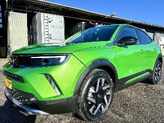 Opel Mokka-E Gereserveerd 136pk aut 50kWh Business Elegance - 14dkm nap - line + side assist - navi - keyless - camera - pdc v+a picture 2